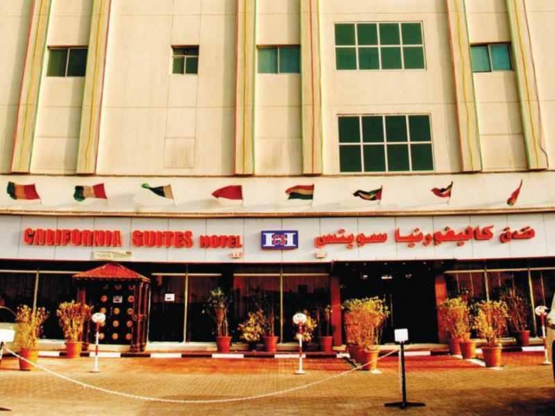 Oyo 274 California Suites Fuyaira Exterior foto