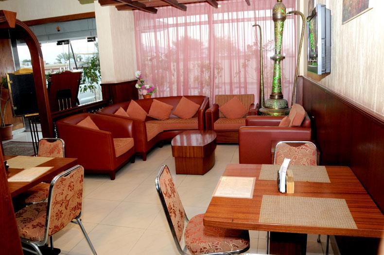 Oyo 274 California Suites Fuyaira Exterior foto