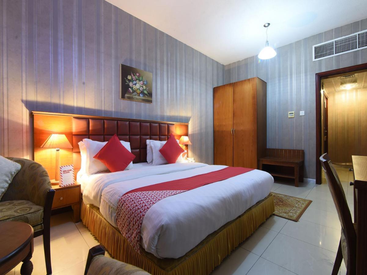 Oyo 274 California Suites Fuyaira Exterior foto