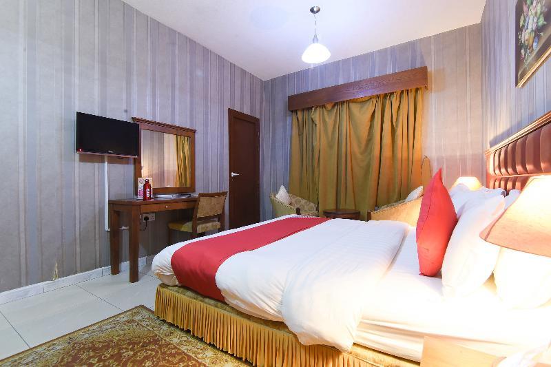 Oyo 274 California Suites Fuyaira Exterior foto