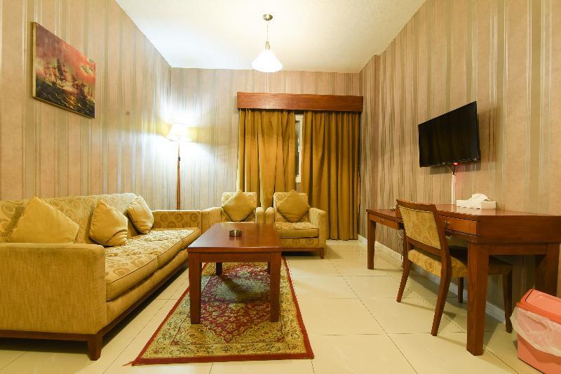 Oyo 274 California Suites Fuyaira Exterior foto